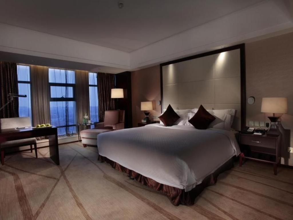 White Swan Hotel Changsha Exterior photo