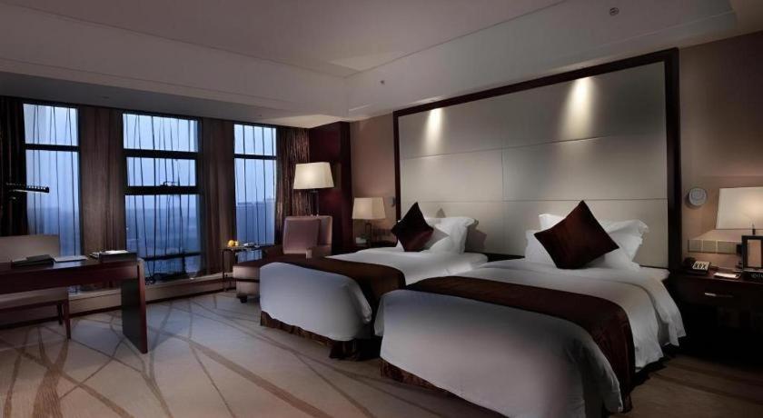White Swan Hotel Changsha Exterior photo